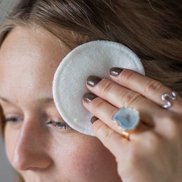 Blazinice za odstranjevanje ličil v kompletu 10 kos Clean - Mette Ditmer Denmark-image-4