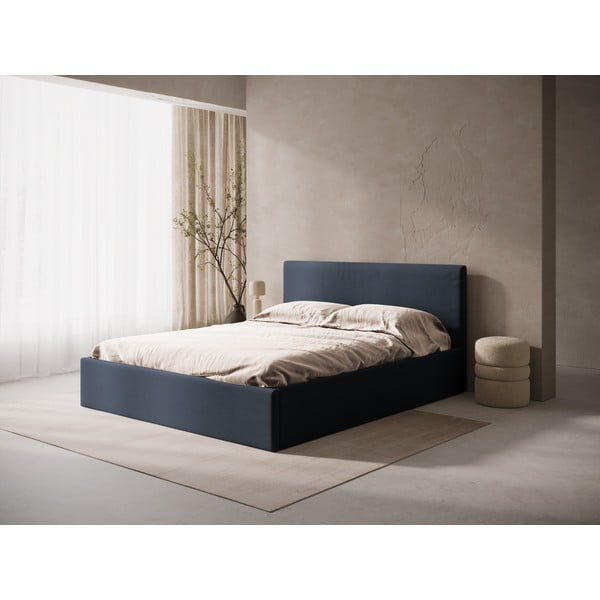 Temno modra oblazinjena zakonska postelja s prostorom za shranjevanje/brez vzglavja z letvenim dnom 180x200 cm Susan – Micadoni -image-1