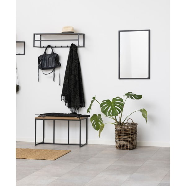 Črn stenski obešalnik v hrastovem dekorju s polico Seaford – Actona-image-3