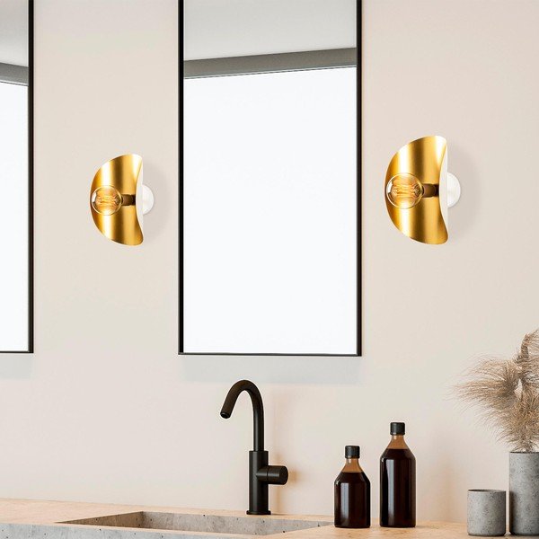 Bela/zlata stenska svetilka Sivani – Opviq lights-image-1