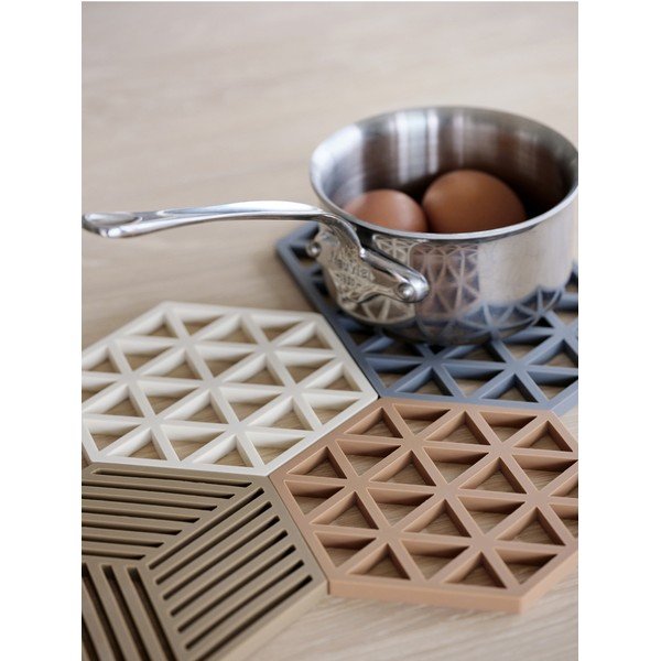 Bež silikonska podloga za lonce Zone Triangles-image-1