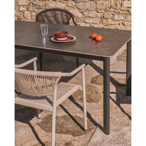 Bordo rdeč keramičen krožnik ø 25 cm Doren – Kave Home-image-3
