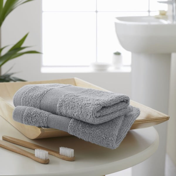 Svetlo sive frotirne bombažne brisače v kompletu 2 ks 30x30 cm Anti-Bacterial – Catherine Lansfield-image-1