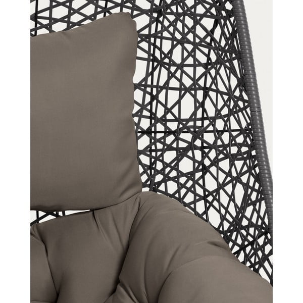 Temno siv viseči vrtni fotelj iz umetnega ratana Florina – Kave Home-image-4