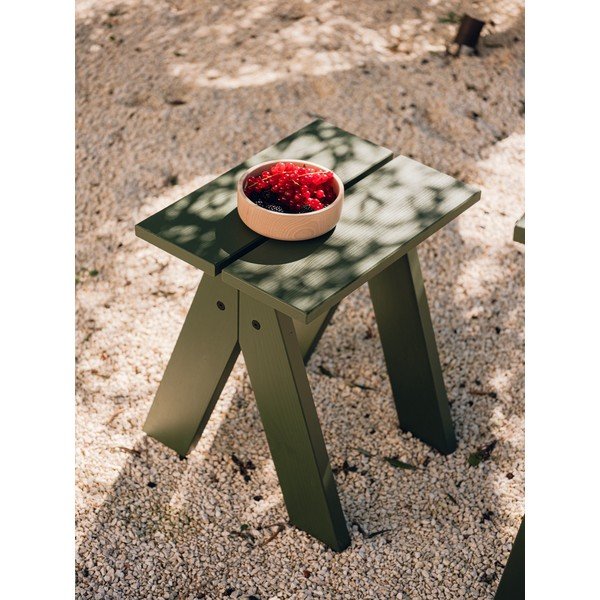 Zelen vrtni stol iz masivnega lesa Navo – noo.ma-image-1