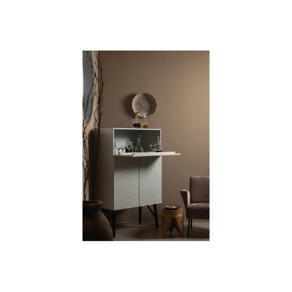 Svetlo siva vinska omara iz masivnega manga 90x146x46 cm Carved – WOOOD-image-3