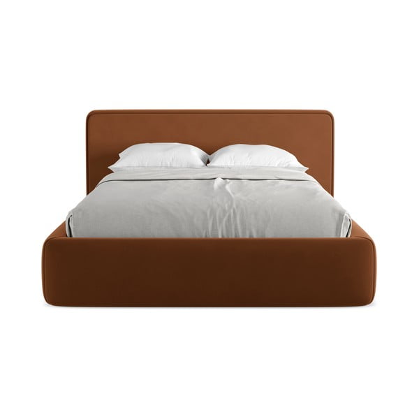 Oblazinjena zakonska postelja s prostorom za shranjevanje z letvenim dnom 140x200 cm v barvi terakote Kiana – Makamii-image-4