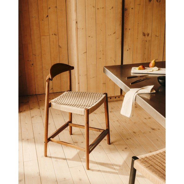 Rjav vrtni barski stol iz masivnega lesa Nina – Kave Home-image-1