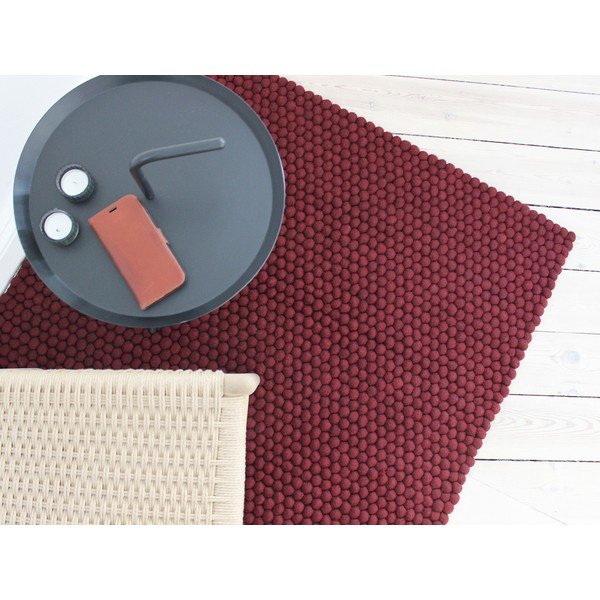 Temno češnjeva preproga iz volnenega filca Wooldot Ball Rugs, 120 x 180 cm-image-2