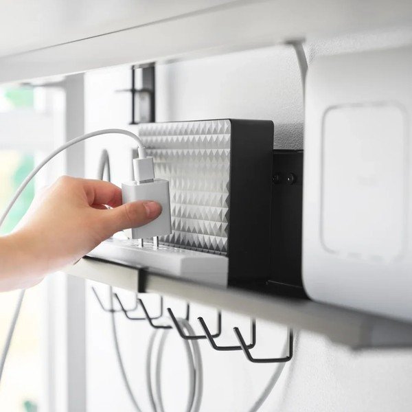 Črn kovinski organizator za kable Smart – YAMAZAKI-image-2