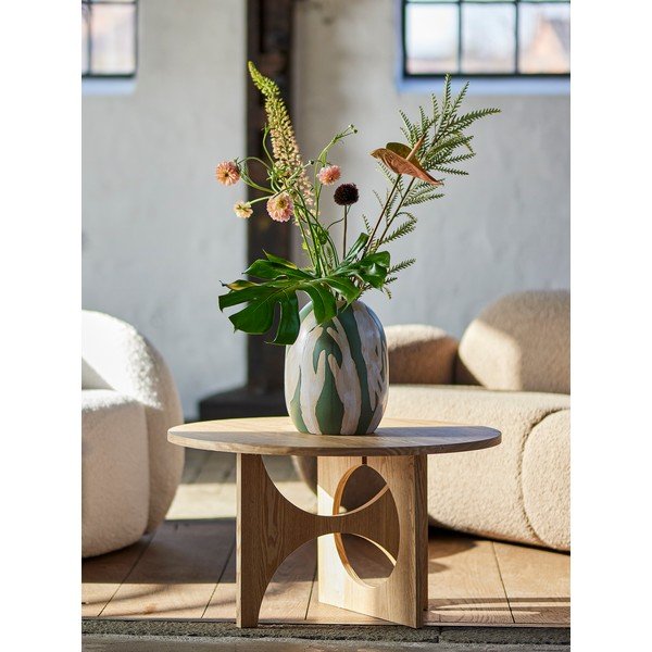 Okrogla klubska mizica v dekorju jelke v naravni barvi ø 80 cm Alden – Bloomingville-image-1