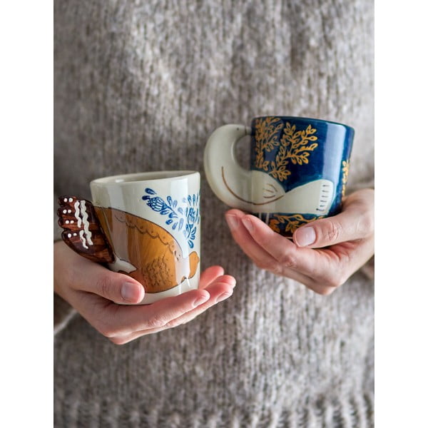 Kremno bela lončena skodelica 260 ml Hezha – Bloomingville-image-2