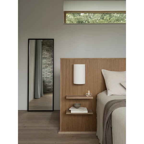 Stensko ogledalo z lesenim okvirjem 60x170 cm Miro – Blomus-image-1