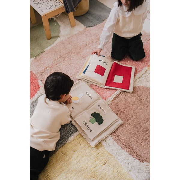 Interkativna knjiga Colours – Lorena Canals-image-1