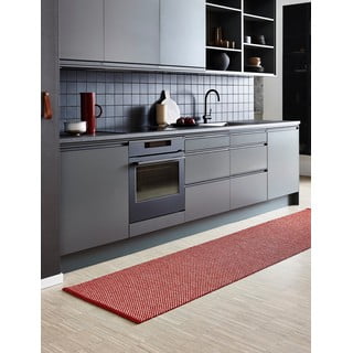 Rdeč zunanji in notranji tekač 70x200 cm Effi Dark Red – Pappelina