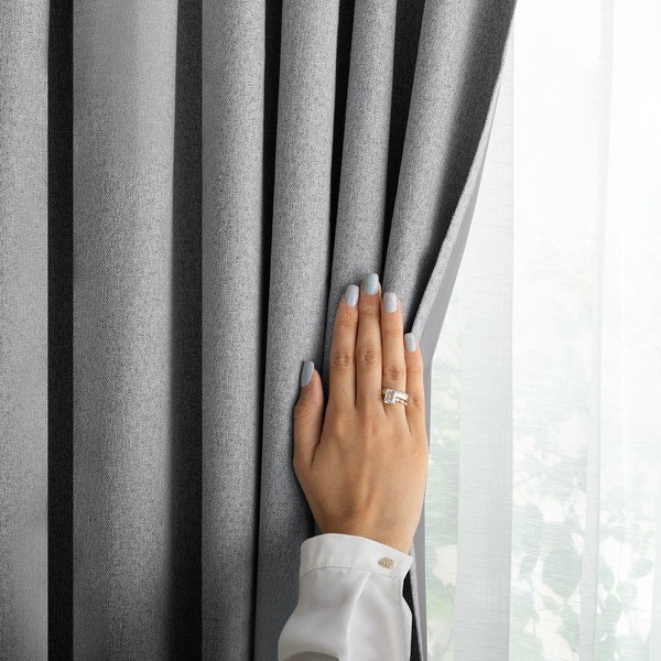 Siva zatemnitvena zavesa 140x250 cm Corita – Restilo-image-2