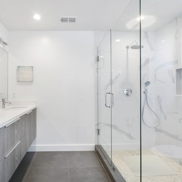 Protizdrsna podloga za tuš kabino 54x54 cm Quadro Premium – MSV-image-1