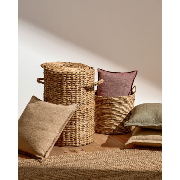 Koš za perilo iz vodne hijacinte v naravni barvi Yessira – Kave Home-image-2