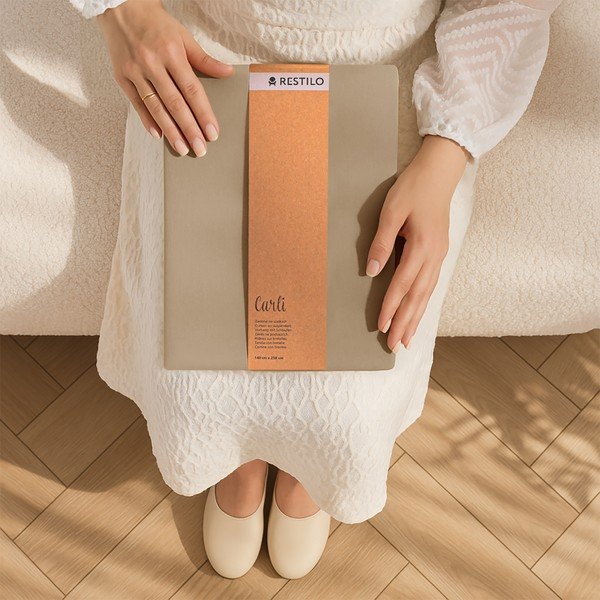 Bež zavesa za delno zatemnitev 140x270 cm Carli – Restilo-image-4