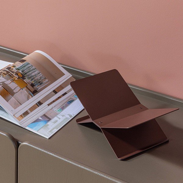 Kovinsko stojalo za kuharsko knjigo Brook – WOOOD-image-2