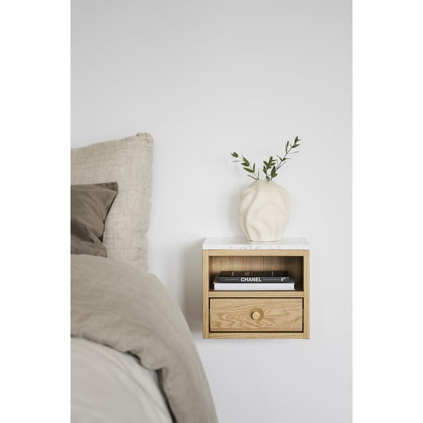Nočna omarica z mizno ploščo v marmornem dekorju v naravni barvi Whitmore – Rowico-image-1