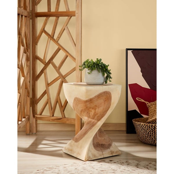 Stranska mizica iz masivnega munggur lesa 30x30 cm Hakon – Kave Home-image-1