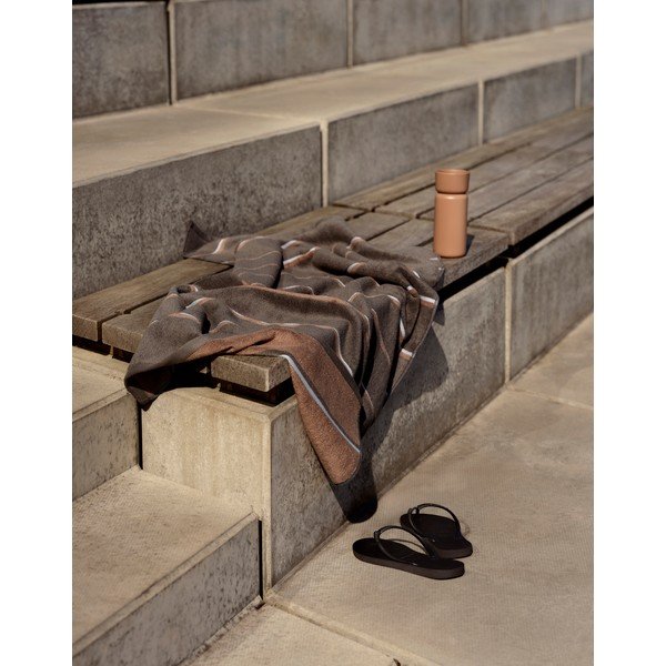 Rjava/bež bombažna brisača 70x140 cm Sauna – Zone-image-4