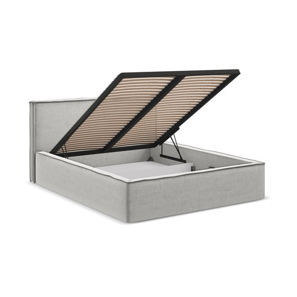 Svetlo siva oblazinjena zakonska postelja s prostorom za shranjevanje z letvenim dnom 160x200 cm Anani – Makamii-image-2