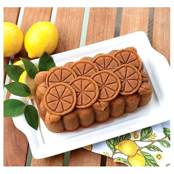 Nordic Ware Srebrni pekač za torte z limono, 1,4 l