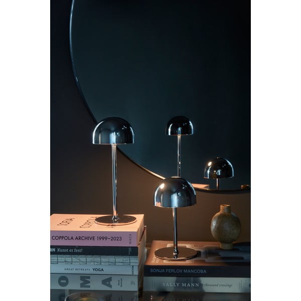 LED namizna svetilka z daljinskim upravljalnikom v srebrni barvi s kovinskim senčilom (višina 30 cm) Tim – Sirius-image-3