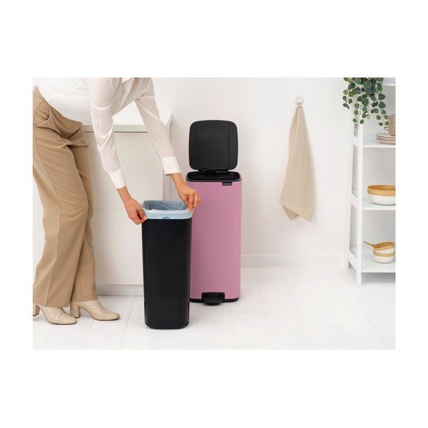 Rožnat jeklen koš za smeti s pedalom 30 l Bo – Brabantia-image-2