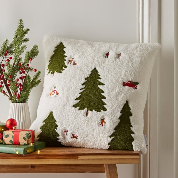 Bouclé okrasna blazina z božičnim motivom 45x45 cm Christmas Tree – Catherine Lansfield-image-1