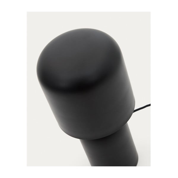 Črna namizna svetilka s kovinskim senčilom (višina 28 cm) Monze – Kave Home-image-3