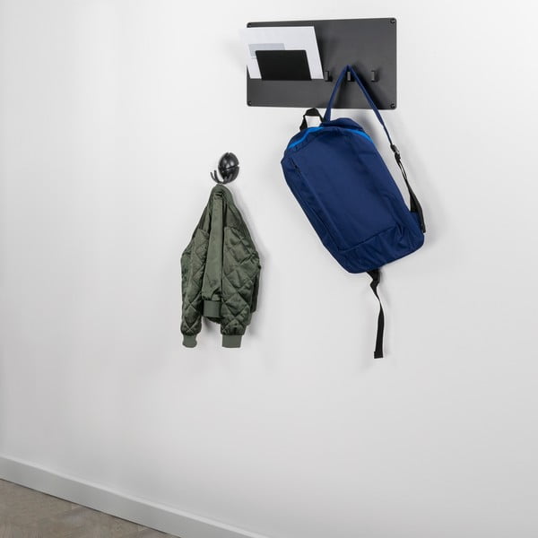 Črn plastičen stenski obešalnik Tick – Spinder Design-image-4