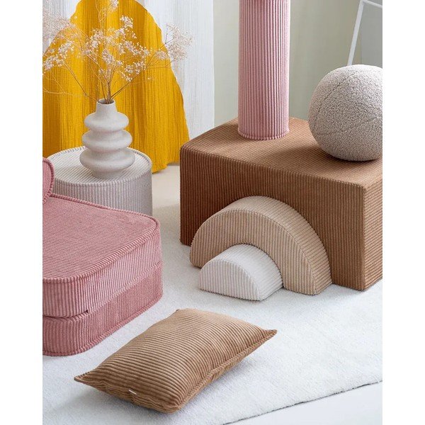 Rjava otroška  blazina rebrasti žamet Bolster – Wigiwama-image-2