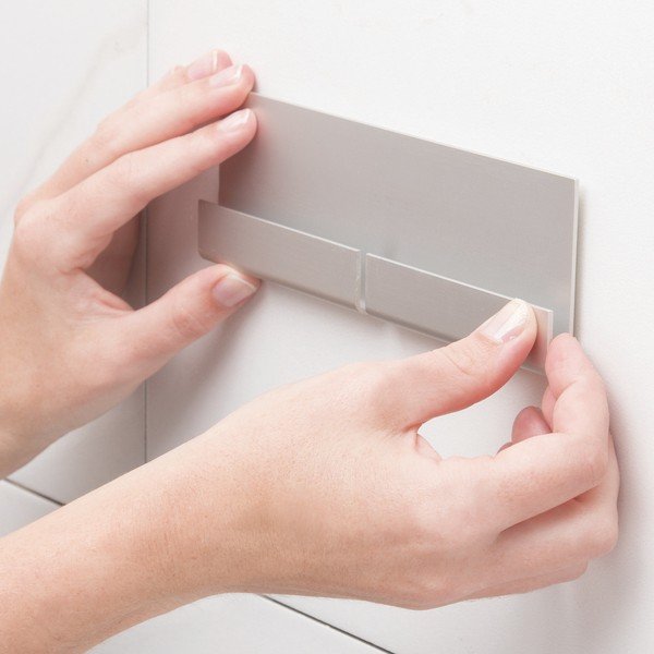 Nalepljiva košara za kopalnico InterDesign Classico-image-1