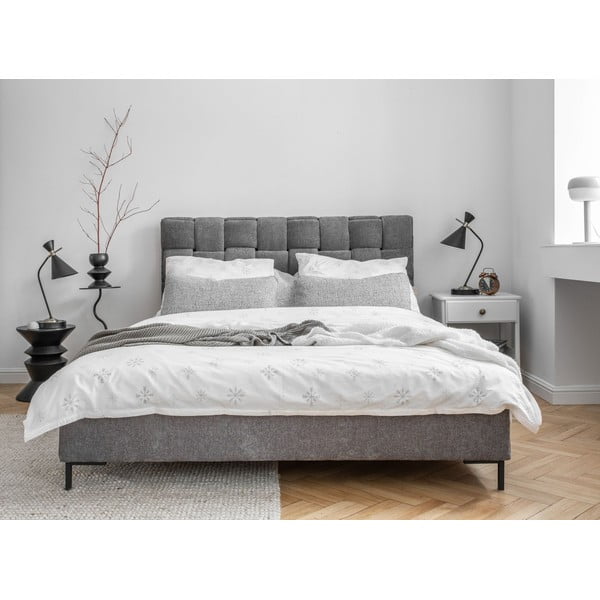 Siva oblazinjena zakonska postelja z letvenim dnom 180x200 cm Eve – Miuform-image-1
