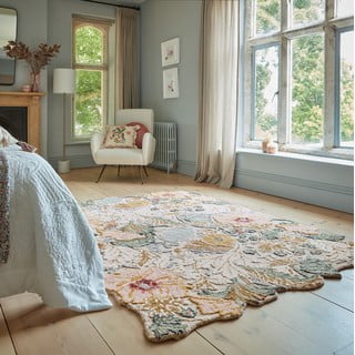 Svetlo rožnata ročno tkana volnena preproga 160x230 cm Daphne Shaped Floral – Flair Rugs