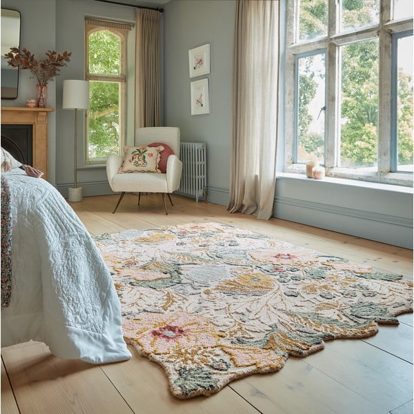 Svetlo rožnata ročno tkana volnena preproga 160x230 cm Daphne Shaped Floral – Flair Rugs-image-1