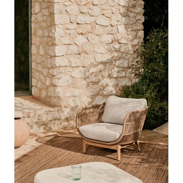 Bež kovinski/oblazinjen vrtni fotelj Catalina – Kave Home-image-1
