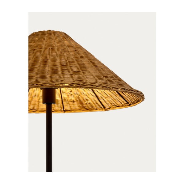 Črna/naravna stoječa svetilka s senčnikom iz ratana (višina 154 cm) Urania – Kave Home-image-2