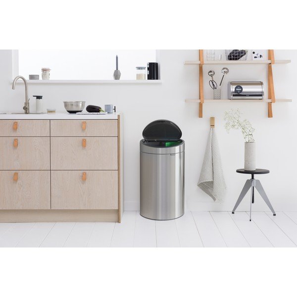 Jeklen koš za smeti za ločevanje odpadkov na dotik v mat srebrni barvi 33 l Touch Bin Recycle – Brabantia-image-1
