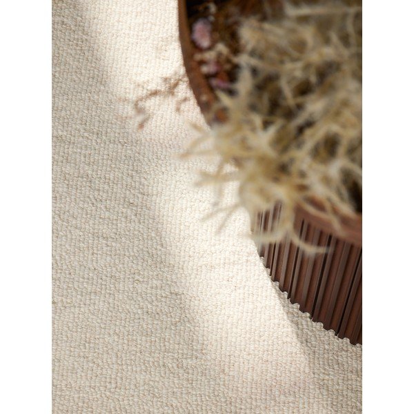 Kremno bela ročno tkana volnena okrogla preproga ø 160 cm Puristic Knots – Elle Decoration-image-3