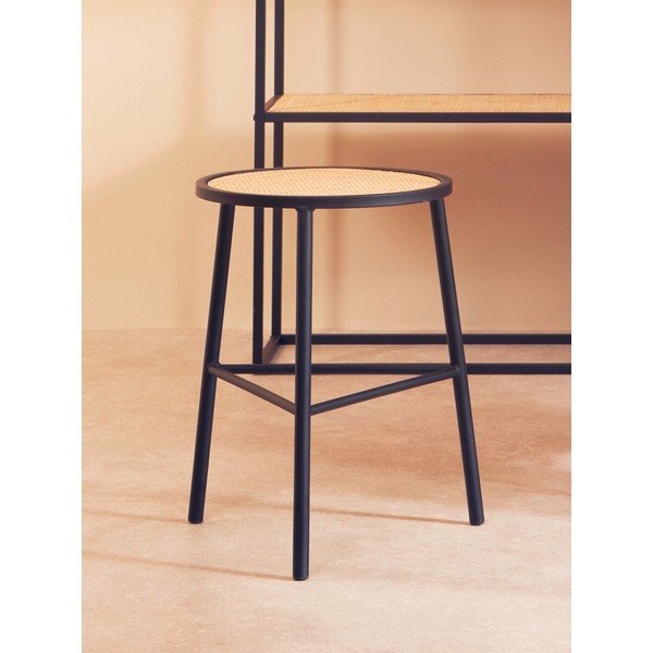 Črn/v naravni barvi stolček iz ratana Depok – Premier Housewares-image-1