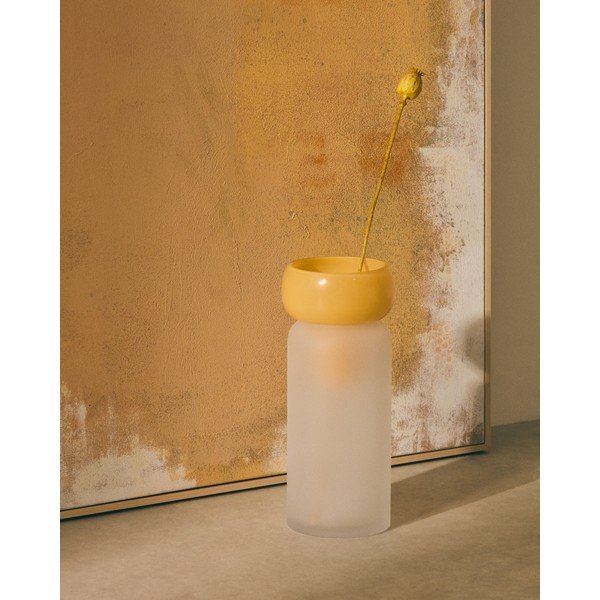 Rumena steklena vaza (višina 30,5 cm) Kelse – Kave Home-image-1