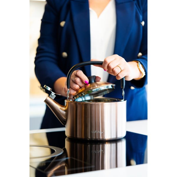 Čajnik iz nerjavečega jekla bakrene barve 1,5 l Diamante - Vialli Design-image-2
