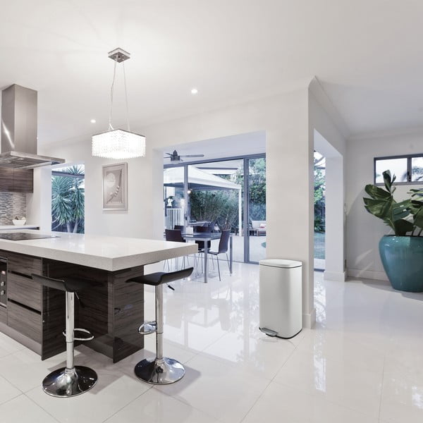 Mat bel jeklen koš za smeti s pedalom 50 l Akira – Spirella-image-2