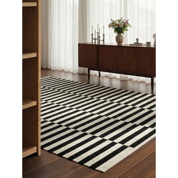 Črna/bela obojestranska ročno tkana volnena preproga 200x300 cm Donna – Hanse Home-image-1