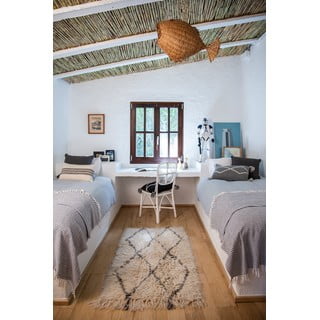 Kremno bela pralna ročno tkana volnena preproga 80x140 cm Berber Soul – Lorena Canals