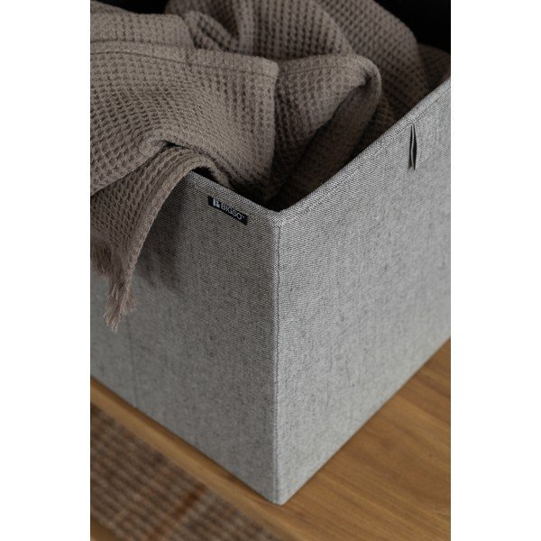 Siva tekstilna škatla za shranjevanje 32x31,5x31,5 cm Soft Storage Cube – Bigso-image-3